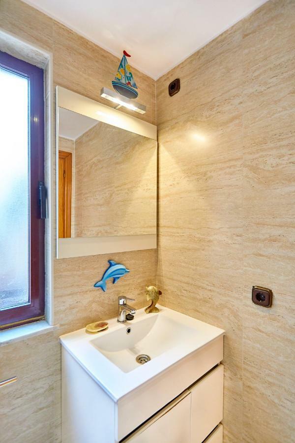 Vut Plaza Florida Apartment ซาลามังกา ภายนอก รูปภาพ