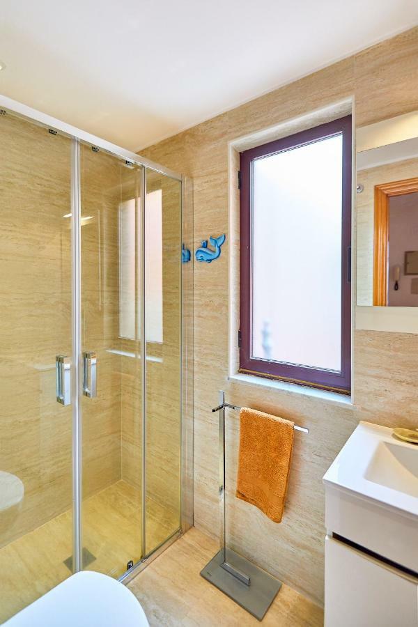 Vut Plaza Florida Apartment ซาลามังกา ภายนอก รูปภาพ
